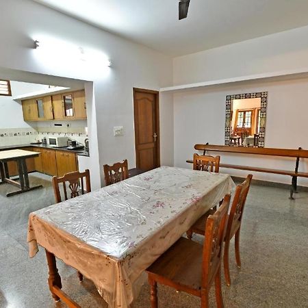 Villa Close To Rock Beach-Family Room Puduccseri Kültér fotó